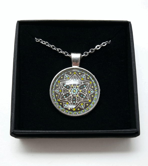 Green Snowflake Design Hand Painted Pendant