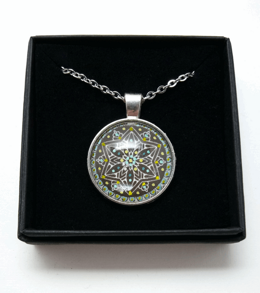 Green Snowflake Design Hand Painted Pendant